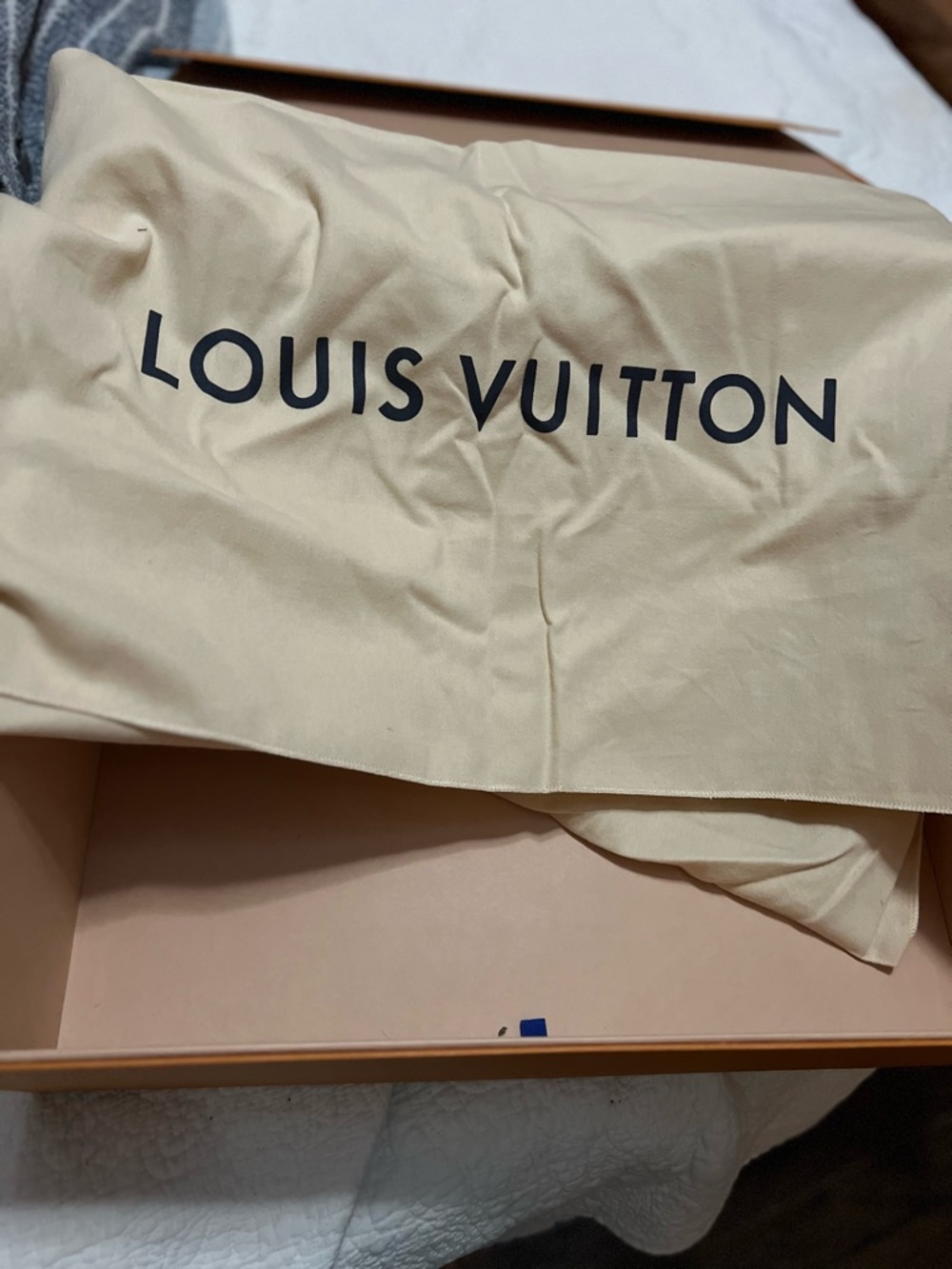 Louis Vuitton Monogram Canvas Duffel with Natural Leather Trim - Picture 4 of 5